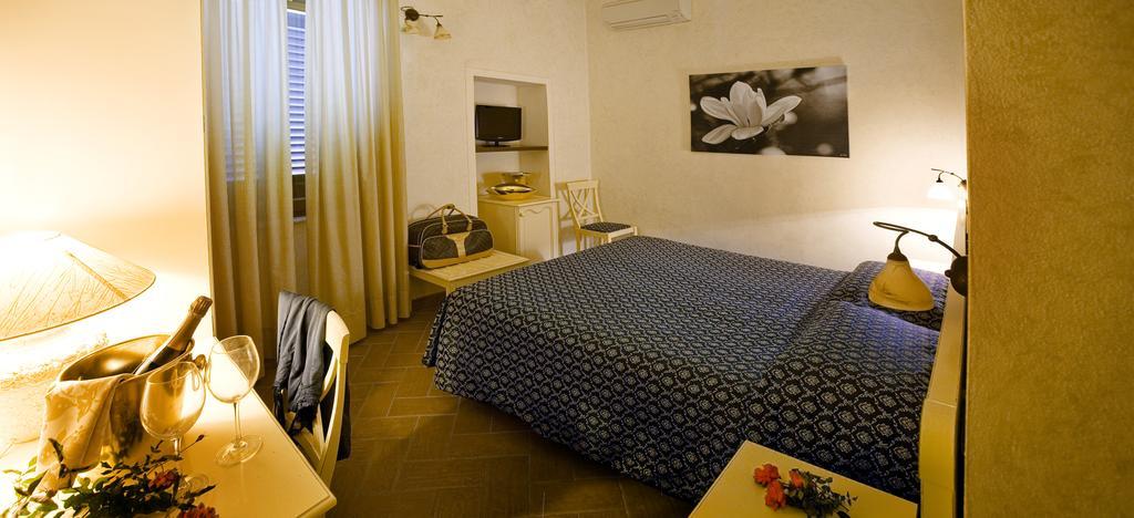 Corallo Hotel 3*